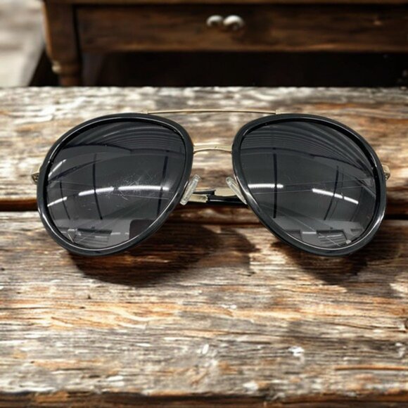 Kendall + Kylie Jules Aviator Sunglasses ? Black/Gold